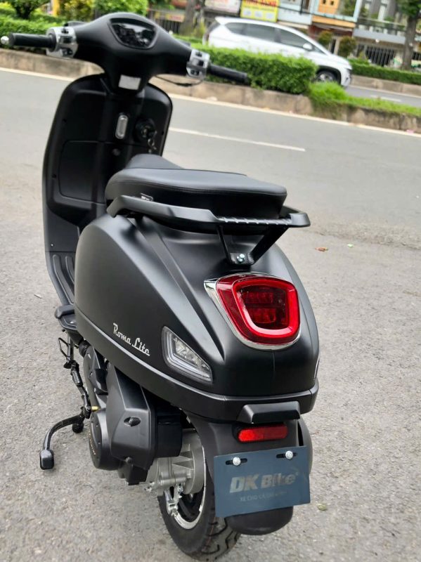Xe ga 50cc DK Roma Lite S có gì mới mẻ hơn?