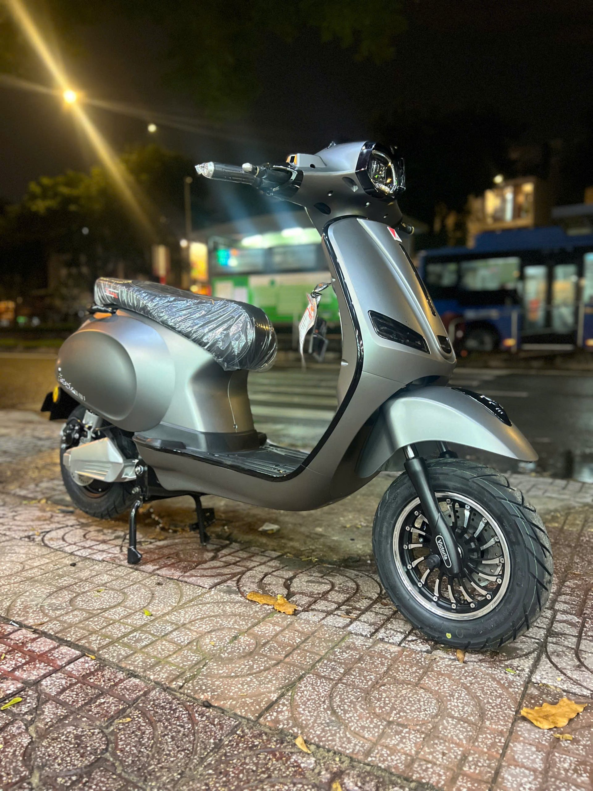 Xe Máy Điện Victoria V38 Việt Nhật Thế Hệ Mới - Ảnh 7
