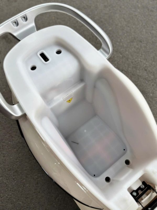 Hỗ trợ làm giấy tờ khi mua tại Thế Giới Xe Điện